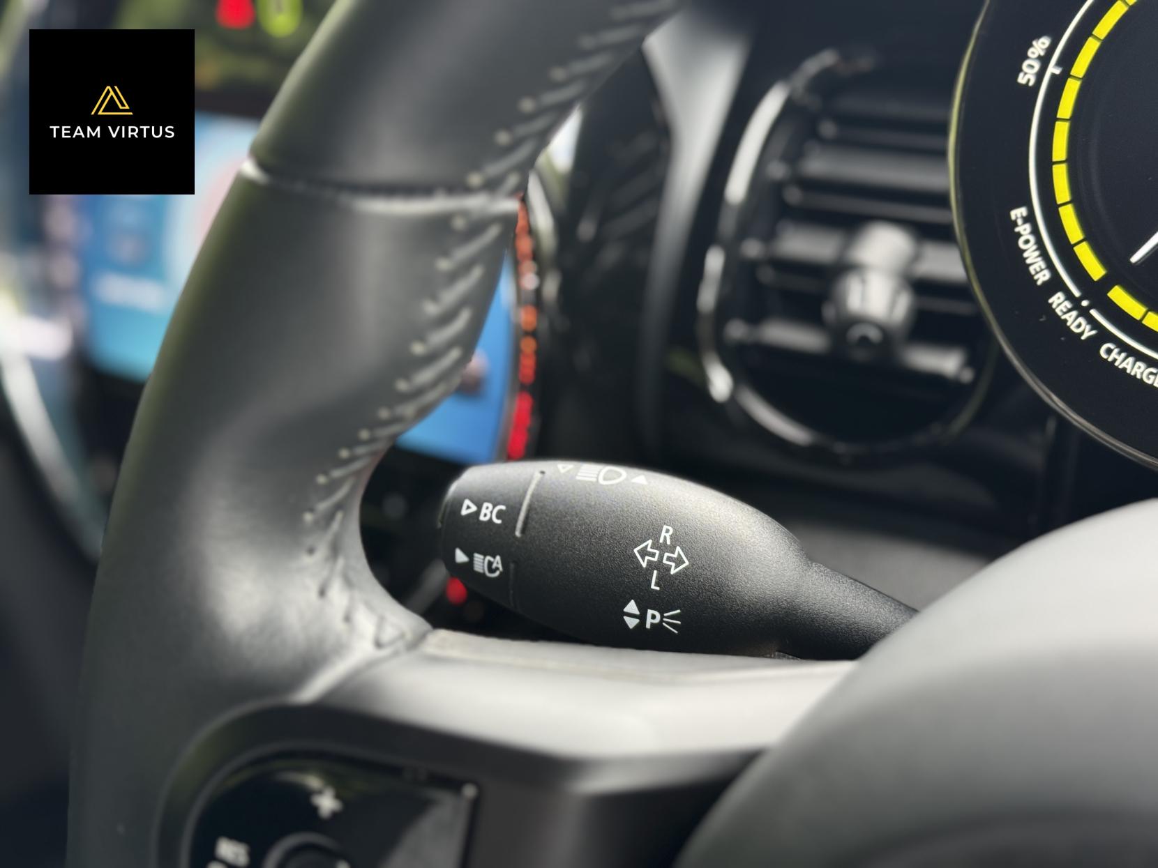 MINI Electric Hatch Cooper SE 32.6kWh Level 2 Hatchback 3dr Electric Auto (184 ps)