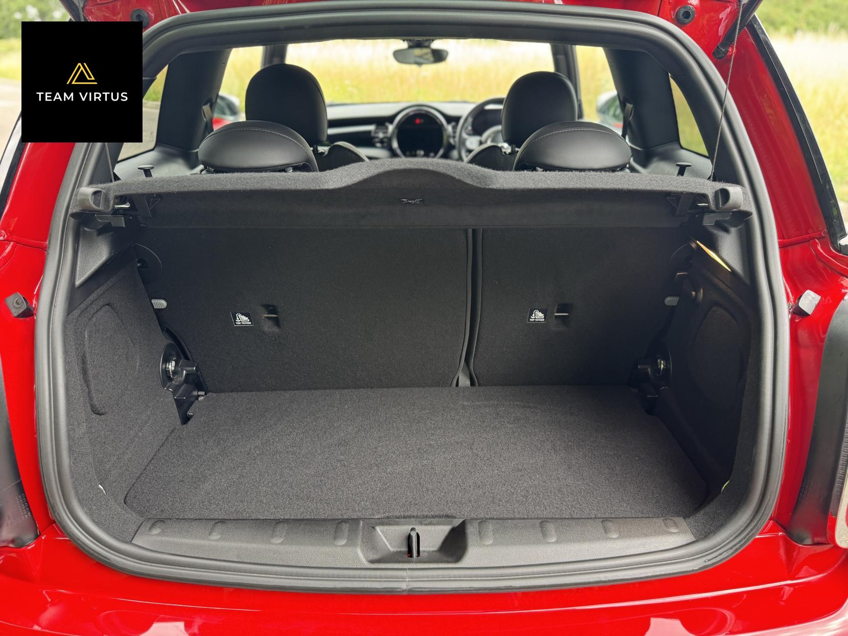 MINI Electric Hatch Cooper SE 32.6kWh Level 2 Hatchback 3dr Electric Auto (184 ps)