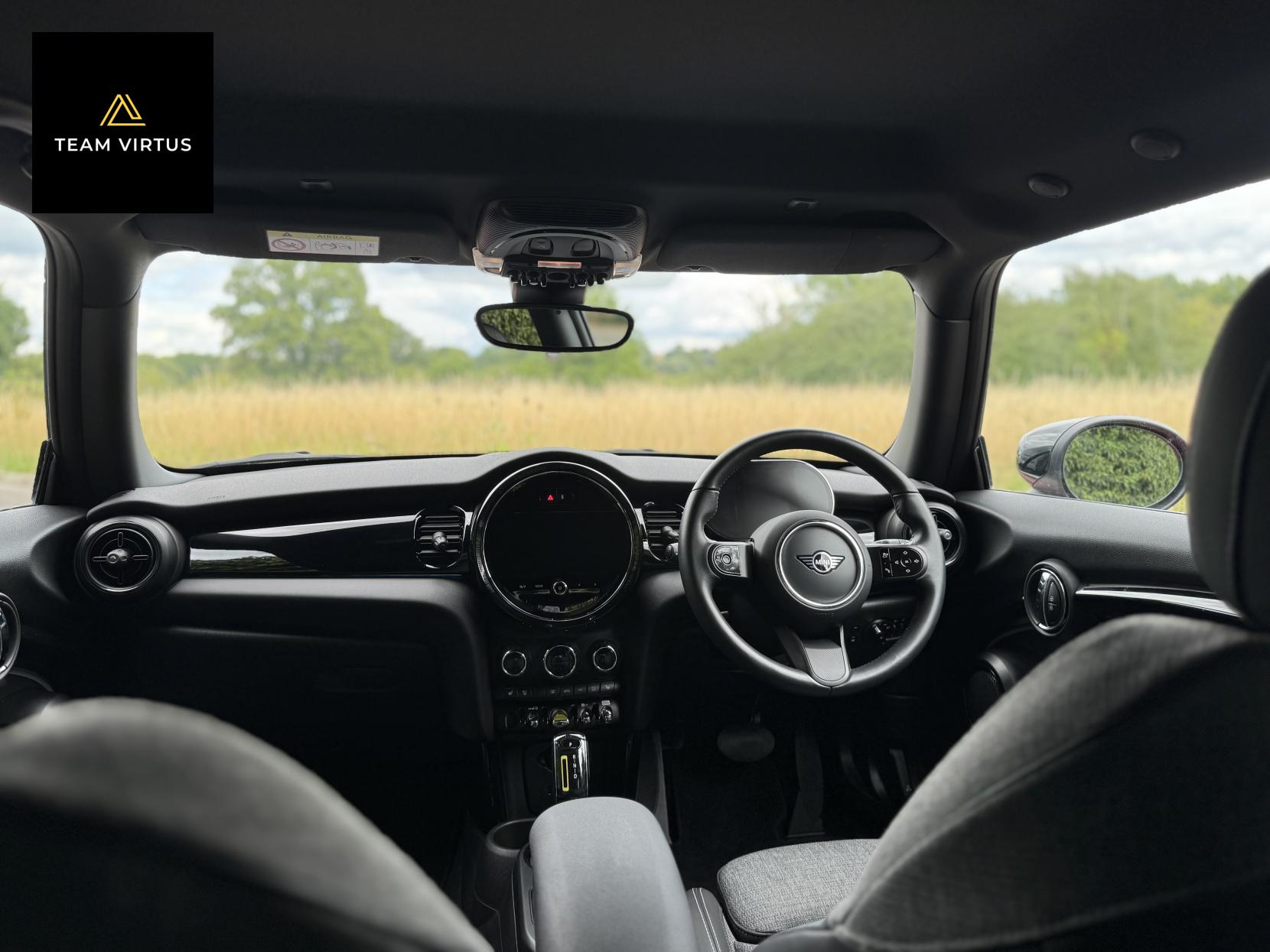 MINI Electric Hatch Cooper SE 32.6kWh Level 2 Hatchback 3dr Electric Auto (184 ps)