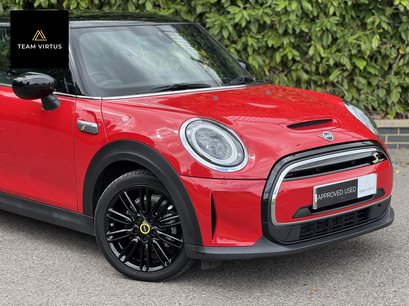 MINI Electric Hatch Cooper SE 32.6kWh Level 2 Hatchback 3dr Electric Auto (184 ps)
