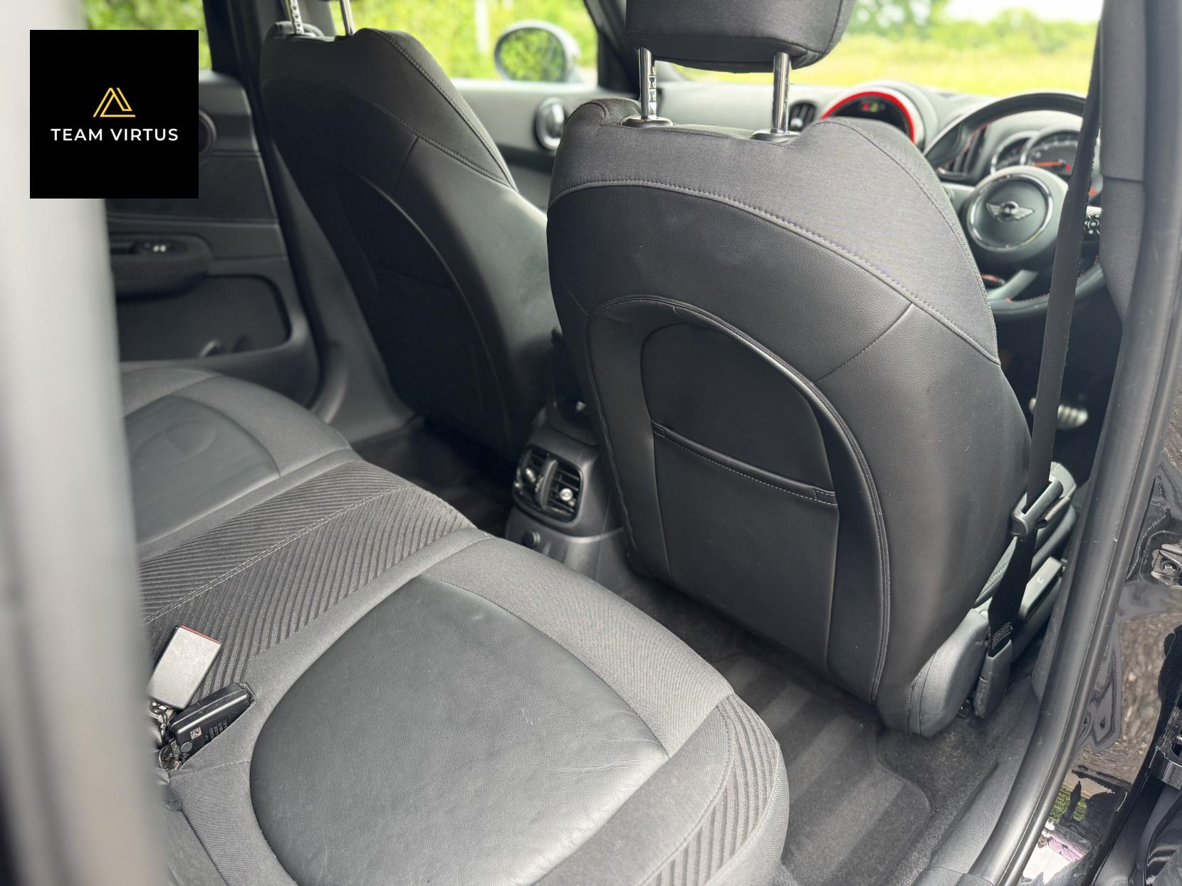 MINI Countryman 1.5 Cooper SUV 5dr Petrol Auto 6Spd ALL4 Euro 6 (s/s) (136 ps)