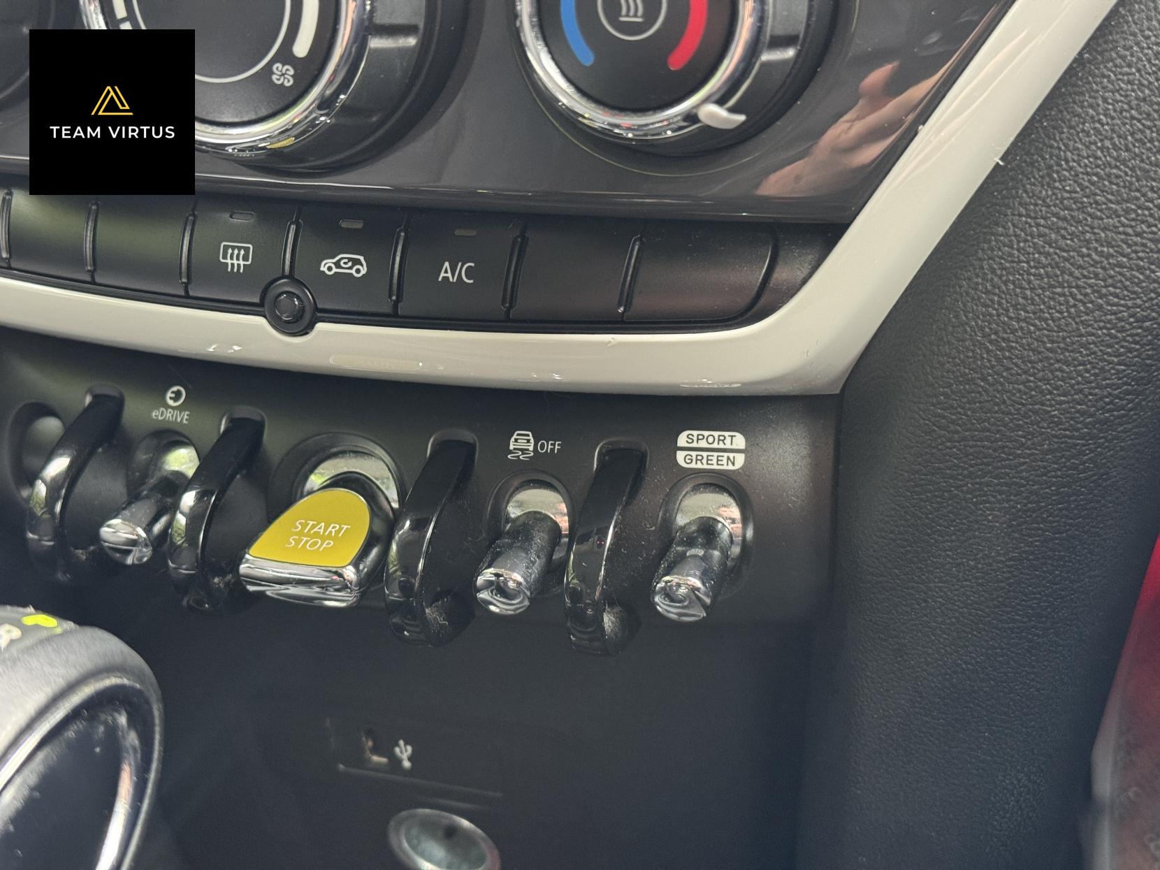 MINI Countryman 1.5 7.6kWh GPF Cooper SE SUV 5dr Petrol Plug-in Hybrid Auto ALL4 Euro 6 (s/s) (224 ps)