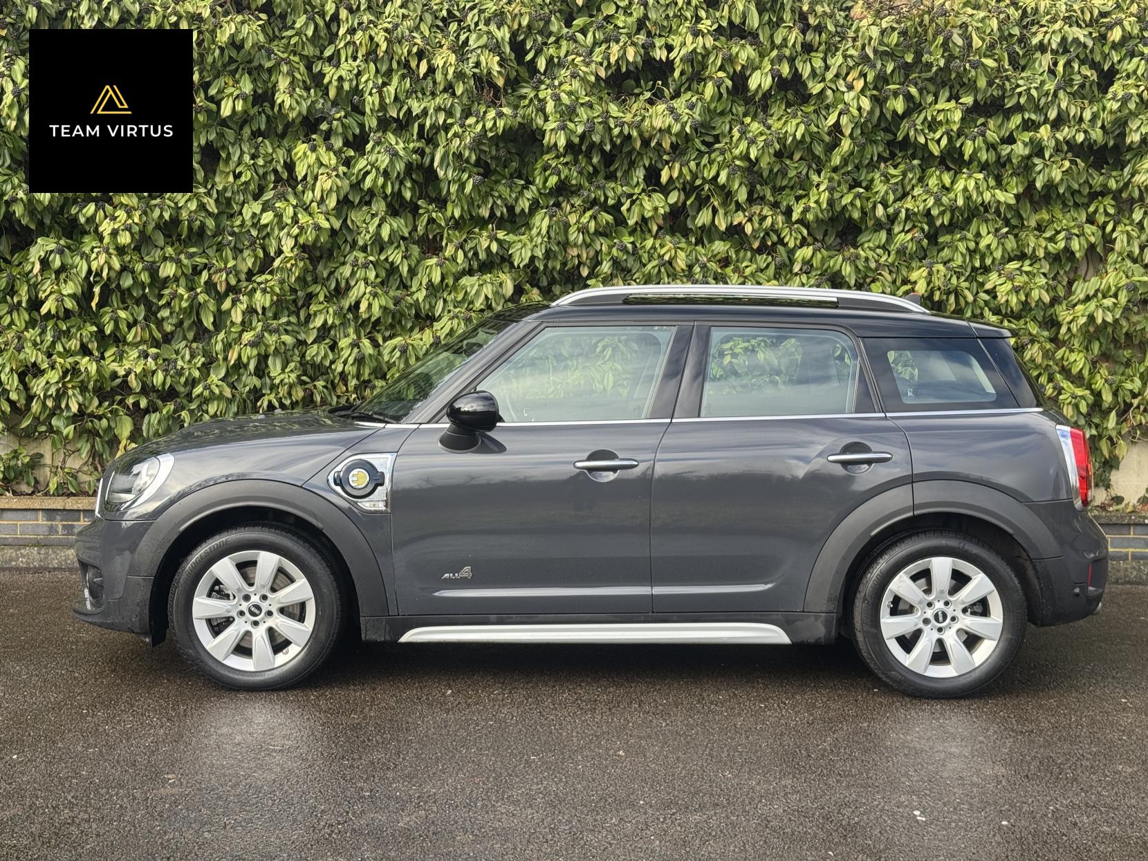 MINI Countryman 1.5 7.6kWh GPF Cooper SE SUV 5dr Petrol Plug-in Hybrid Auto ALL4 Euro 6 (s/s) (224 ps)