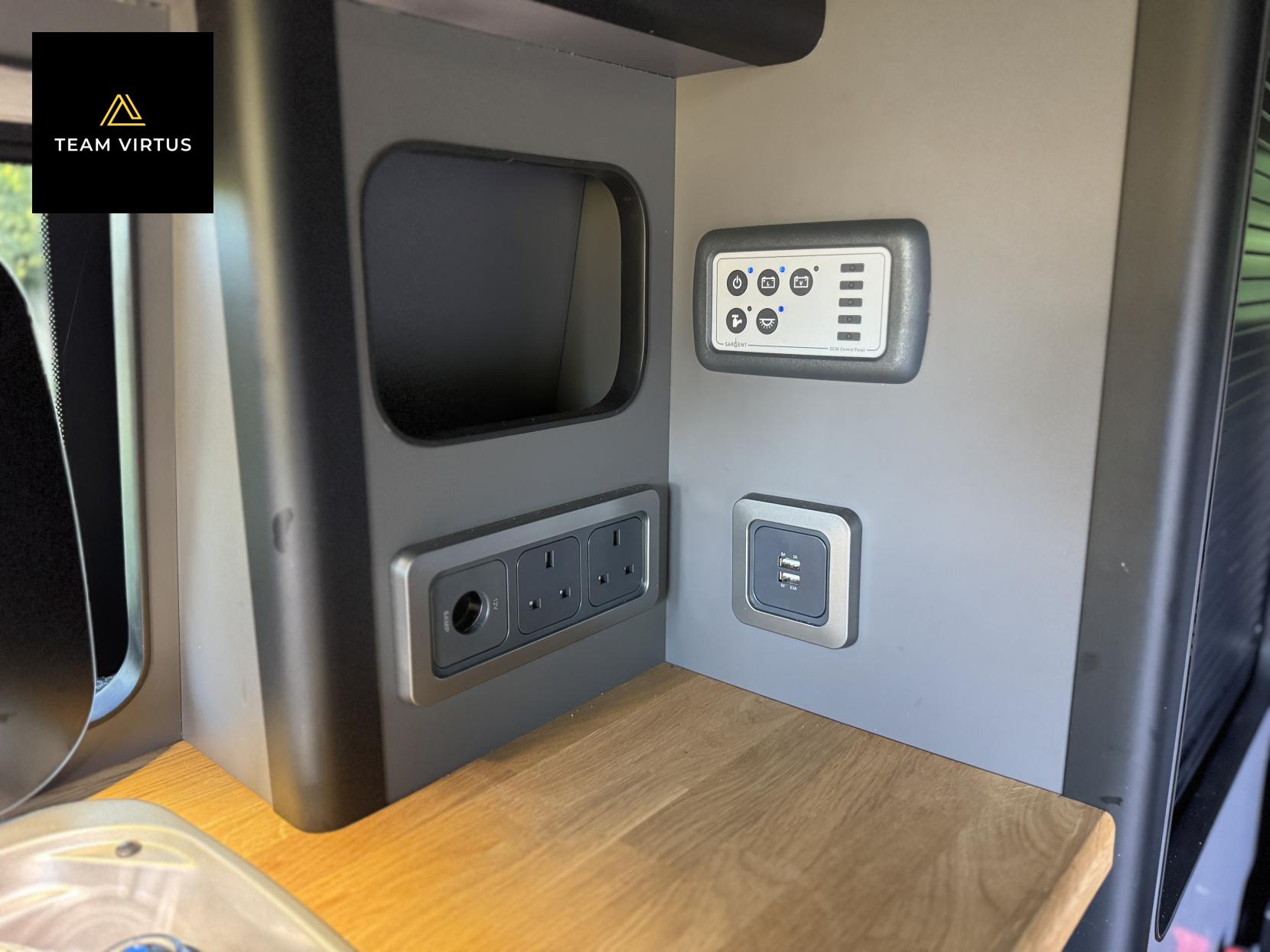 Volkswagen T28 Camper 2.0 Transporter 2.0 TDI T28 Highline 5dr Diesel Manual FWD SWB Euro 6 