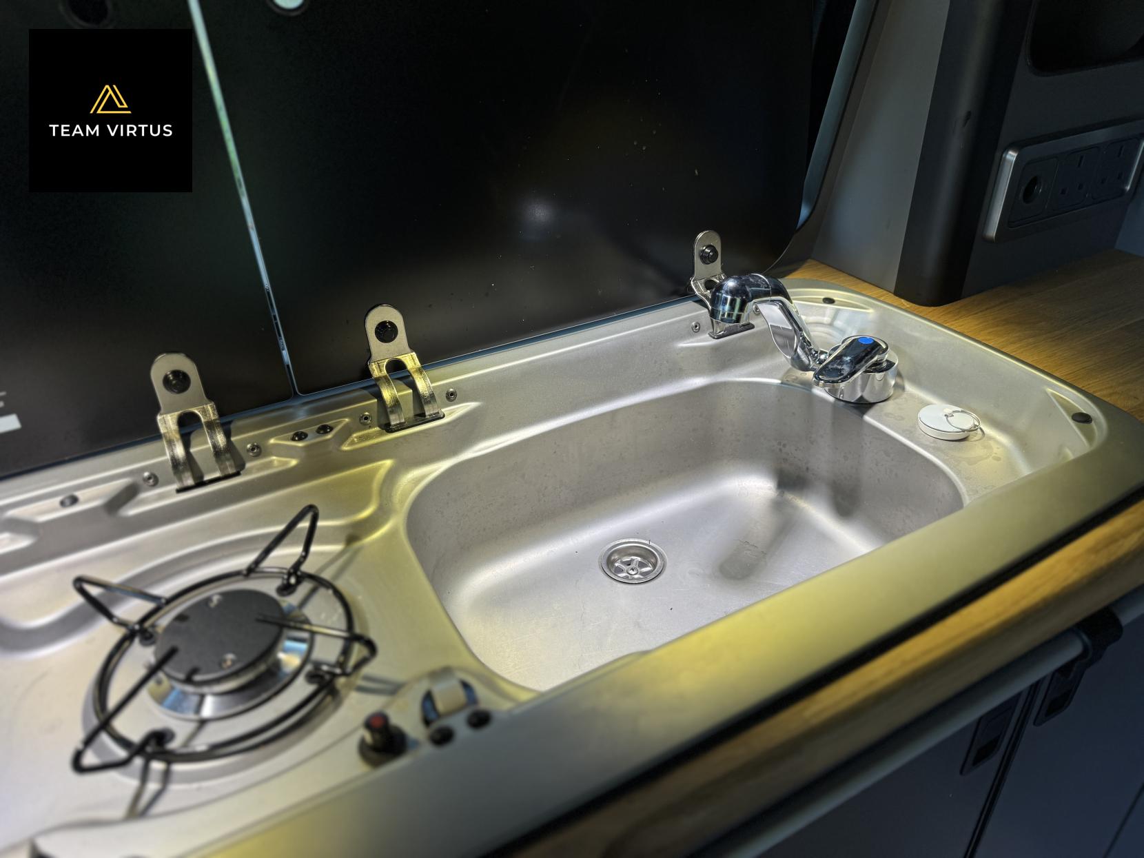 Volkswagen T28 Camper 2.0 Transporter 2.0 TDI T28 Highline 5dr Diesel Manual FWD SWB Euro 6 