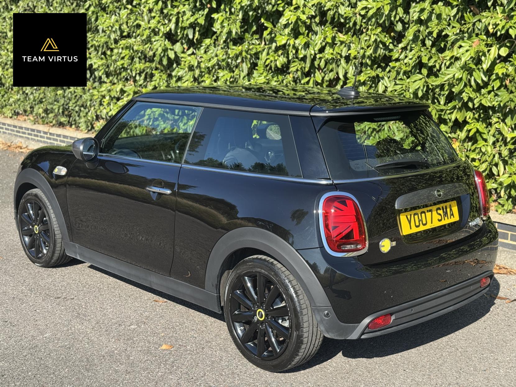 MINI Electric Hatch Cooper SE 32.6kWh Level 3 Hatchback 3dr Electric Auto (184 ps)