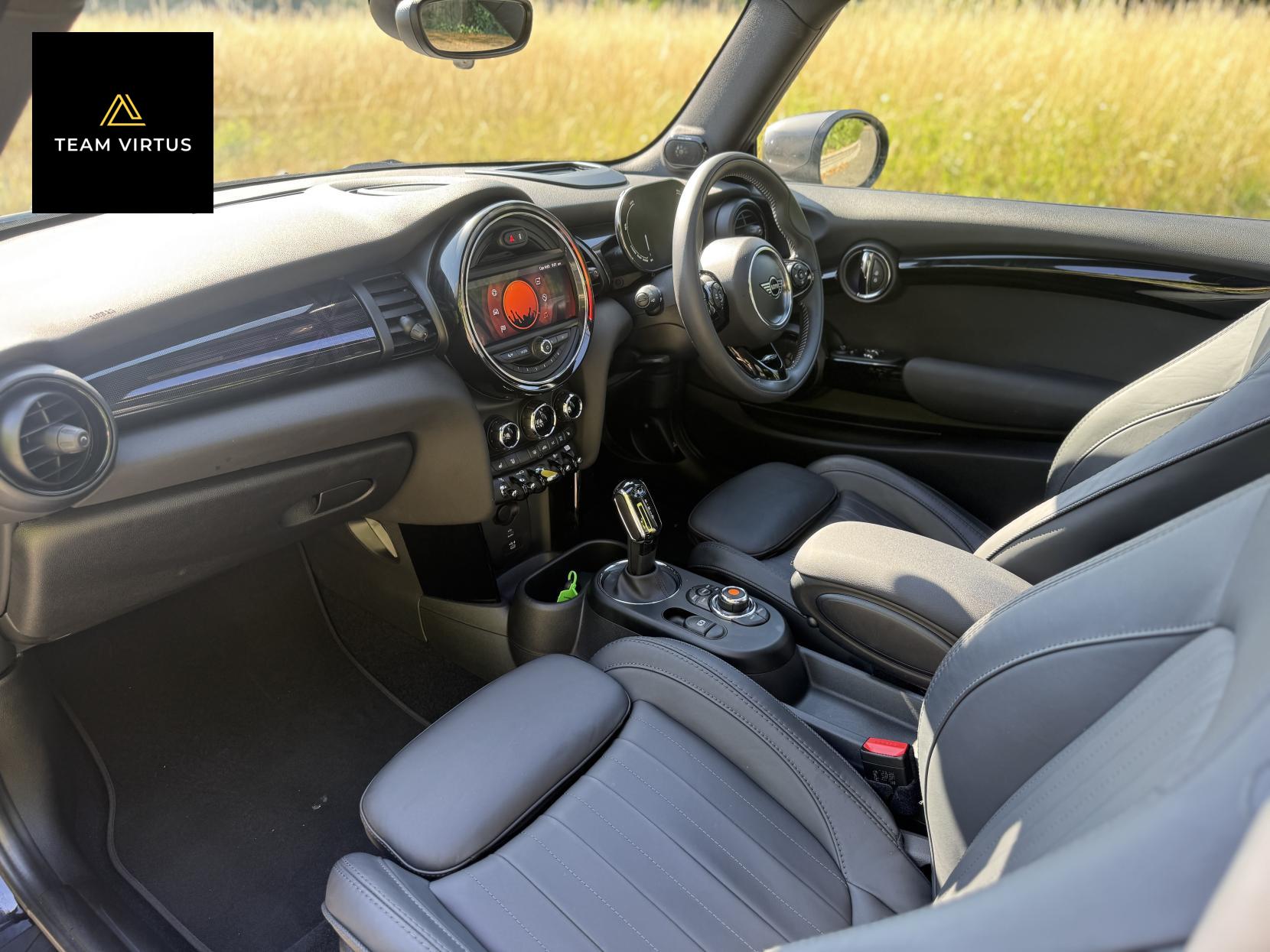 MINI Electric Hatch Cooper SE 32.6kWh Level 3 Hatchback 3dr Electric Auto (184 ps)