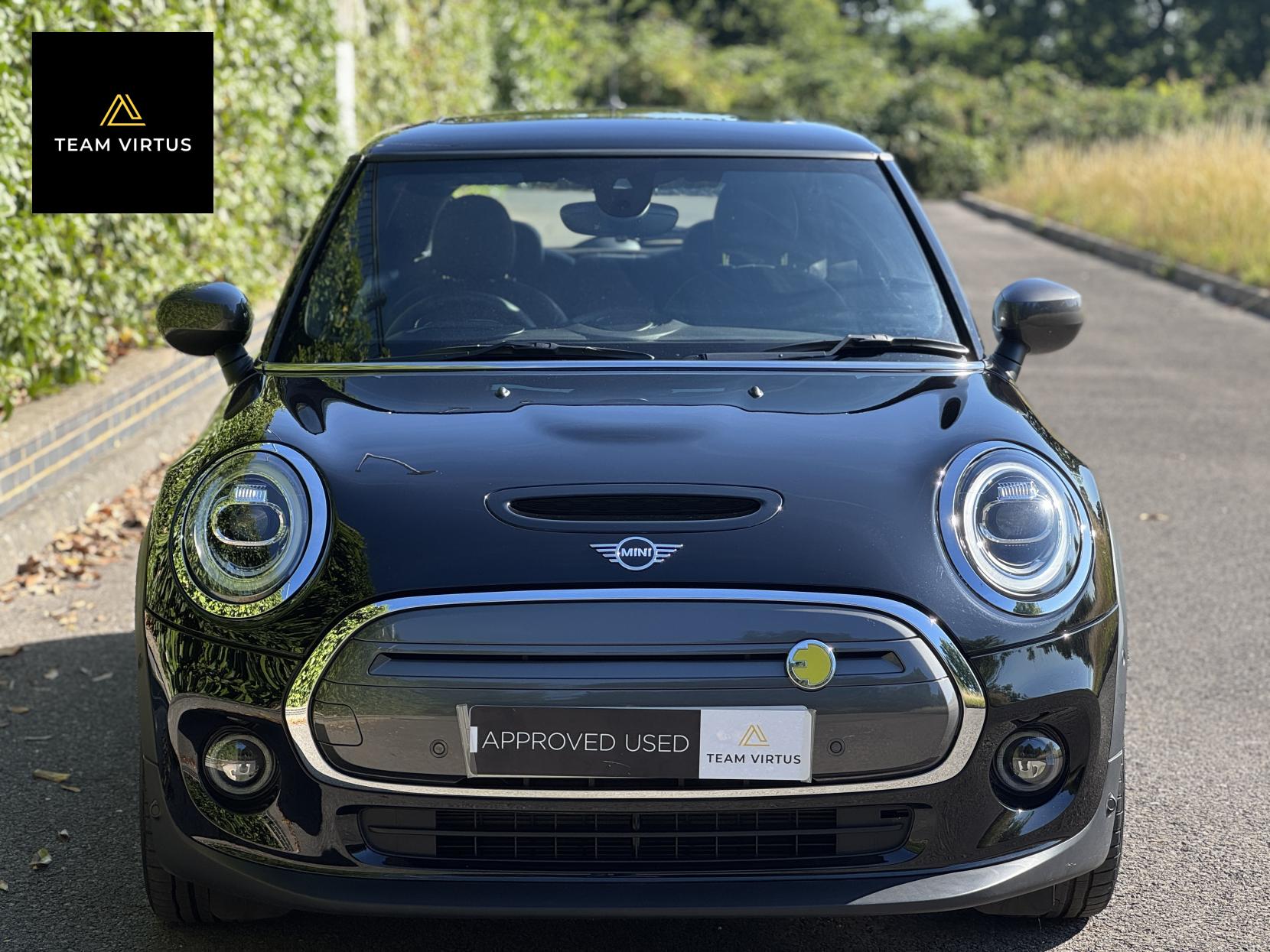 MINI Electric Hatch Cooper SE 32.6kWh Level 3 Hatchback 3dr Electric Auto (184 ps)