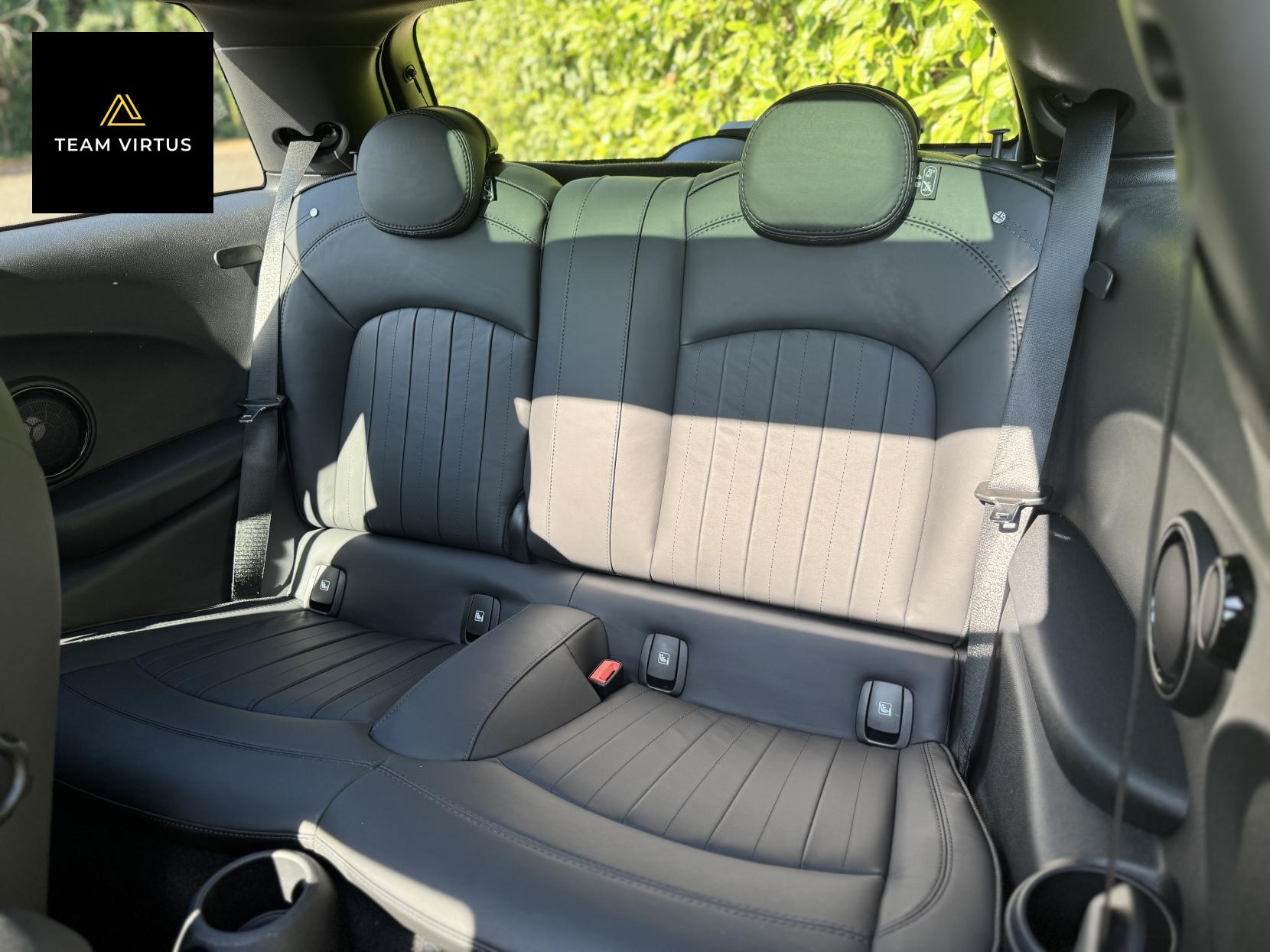 MINI Electric Hatch Cooper SE 32.6kWh Level 3 Hatchback 3dr Electric Auto (184 ps)
