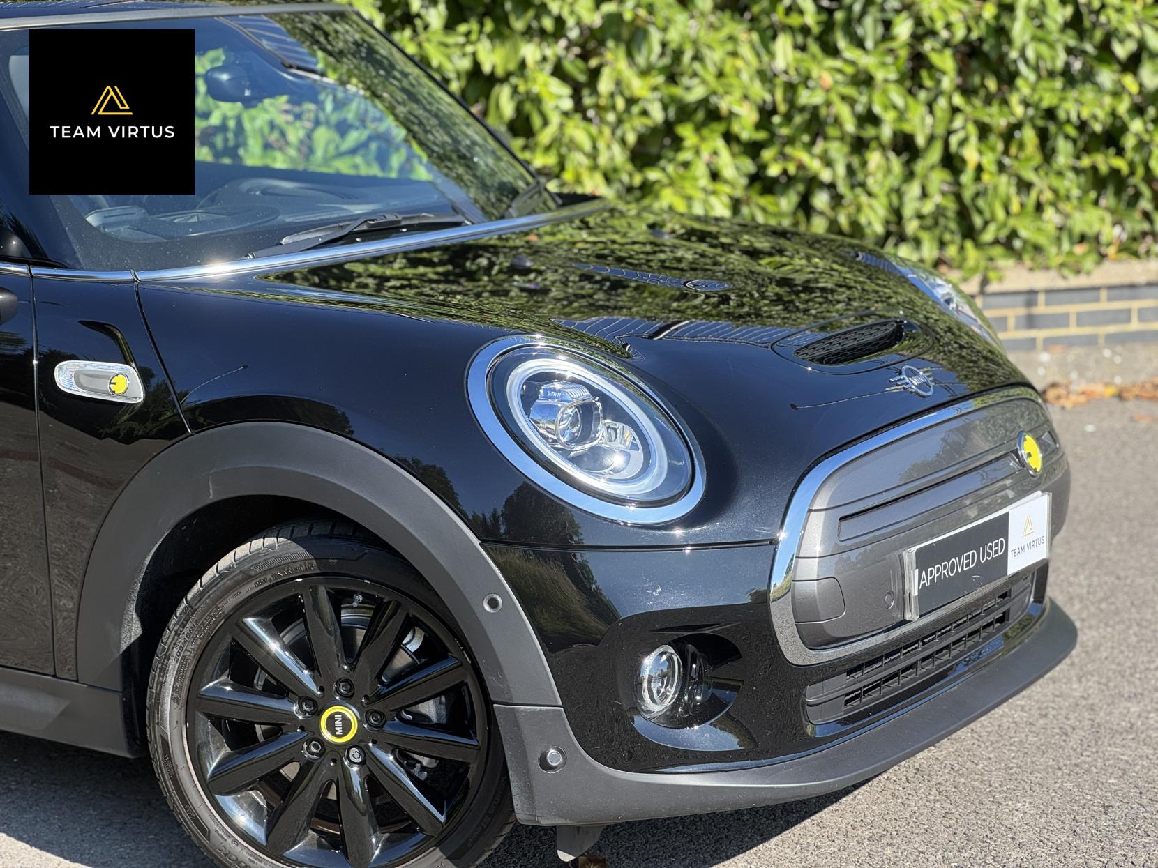 MINI Electric Hatch Cooper SE 32.6kWh Level 3 Hatchback 3dr Electric Auto (184 ps)