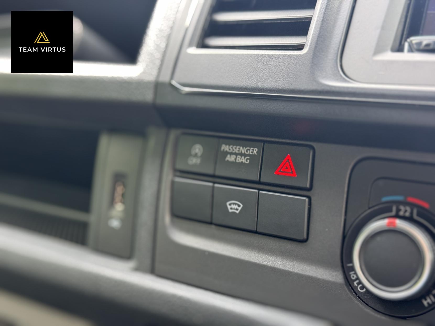 Volkswagen Transporter 2.0 TDI T28 BlueMotion Tech Highline Panel Van 5dr Diesel Manual FWD SWB Euro 6 (s/s) (102 ps)