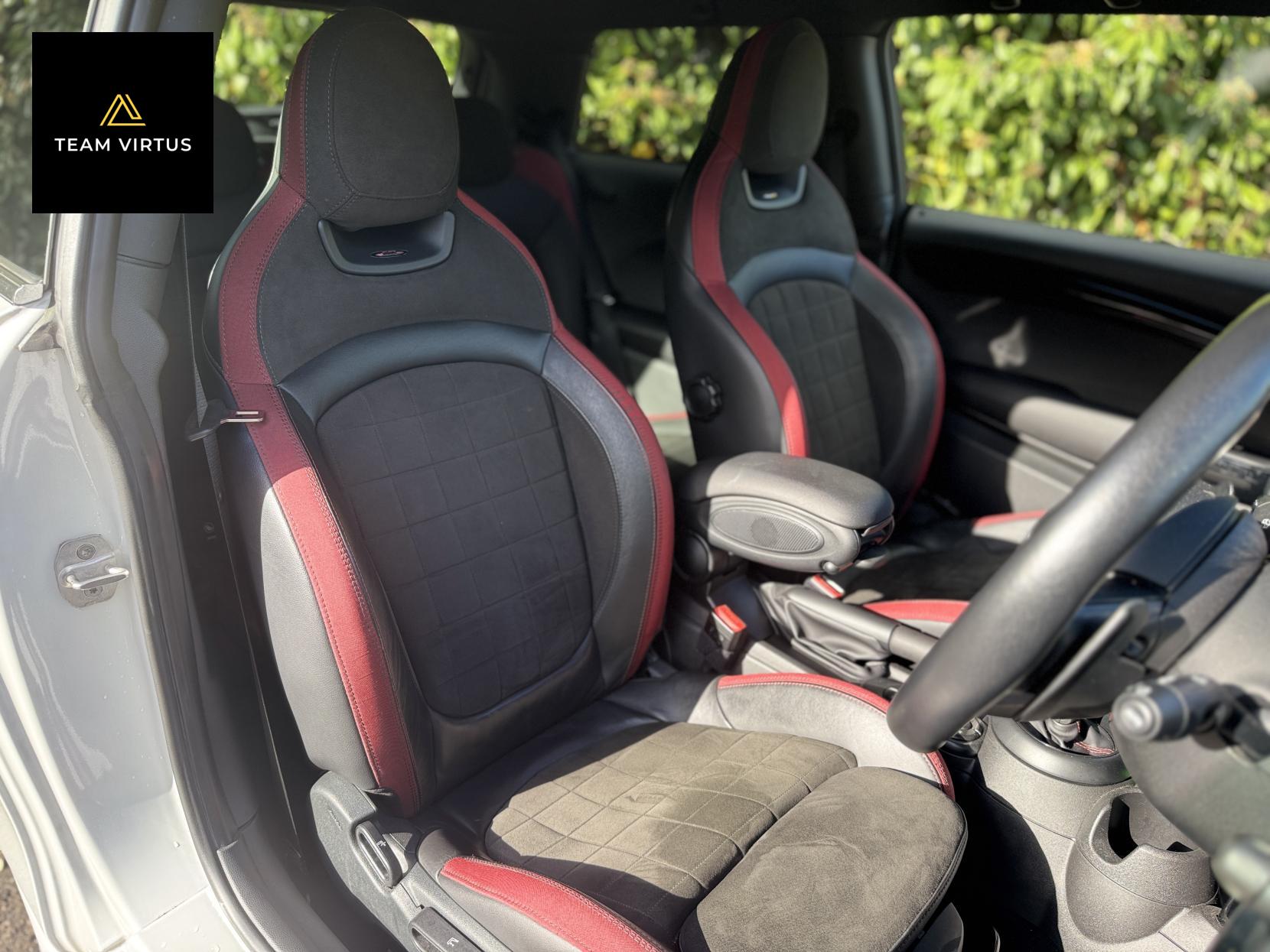 MINI Hatch 2.0 John Cooper Works Hatchback 3dr Petrol Auto 8 Spd Euro 6 (s/s) (231 ps)