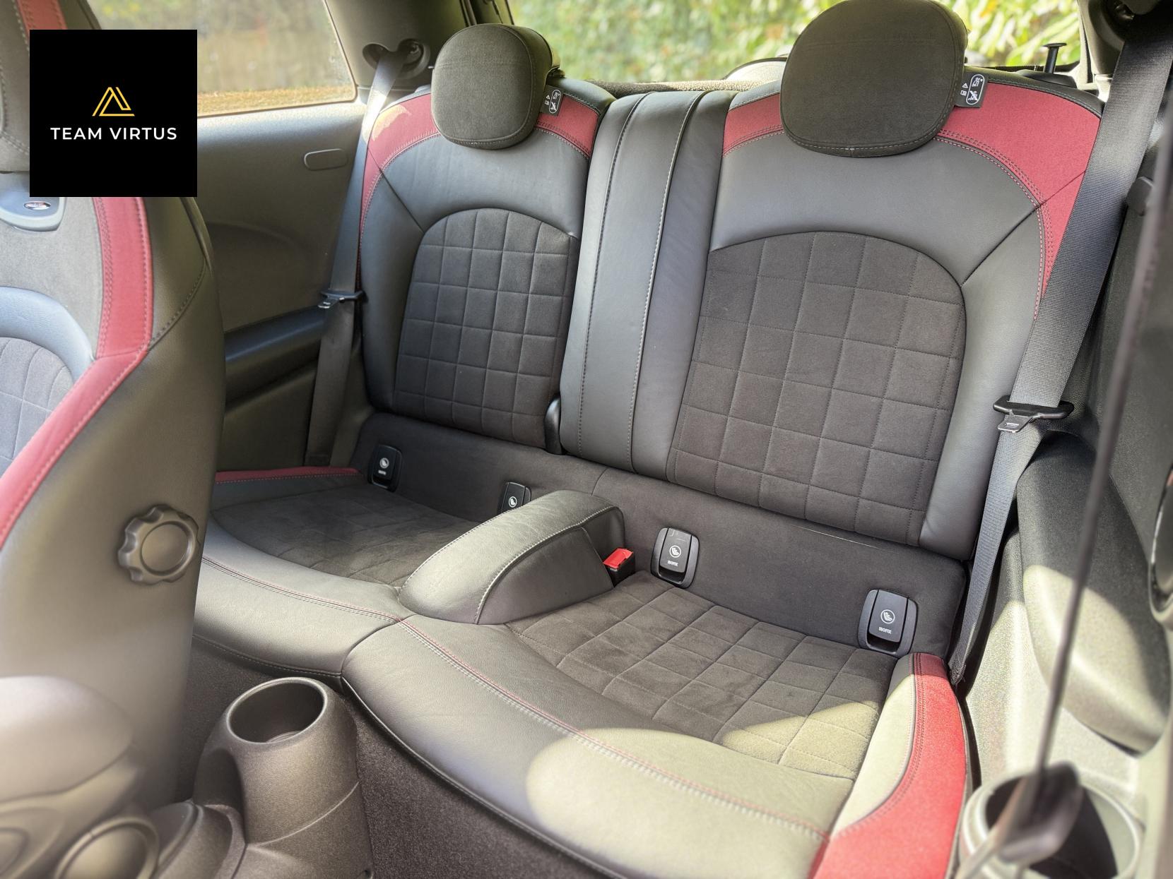 MINI Hatch 2.0 John Cooper Works Hatchback 3dr Petrol Auto 8 Spd Euro 6 (s/s) (231 ps)