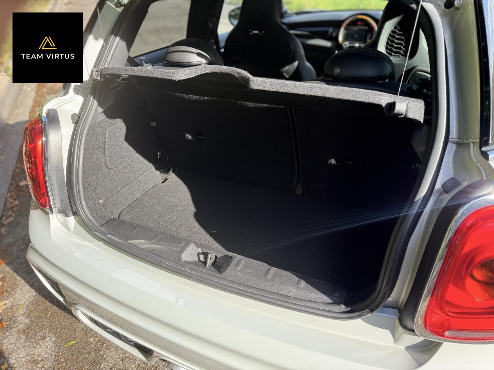 MINI Hatch 2.0 John Cooper Works Hatchback 3dr Petrol Auto 8 Spd Euro 6 (s/s) (231 ps)