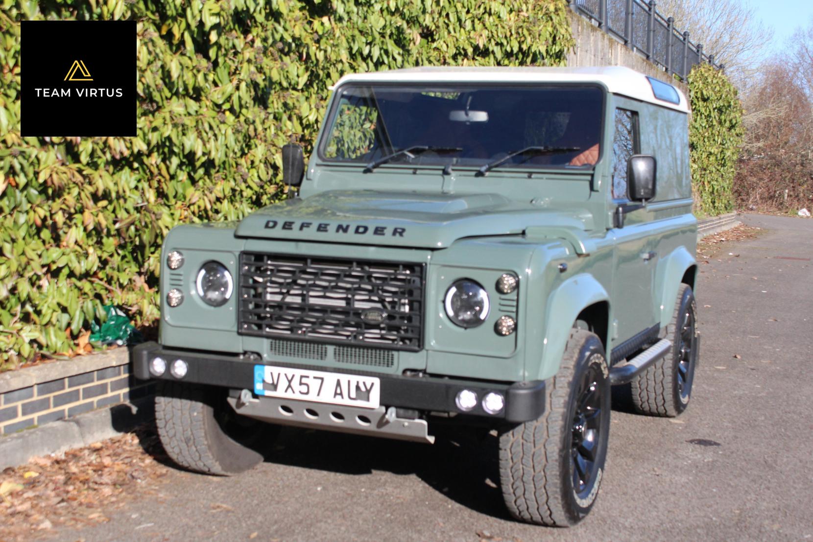 Land Rover Defender 90 2.4 TDCi Pickup 2dr Diesel Manual 4WD SWB Euro 4 (122 bhp)