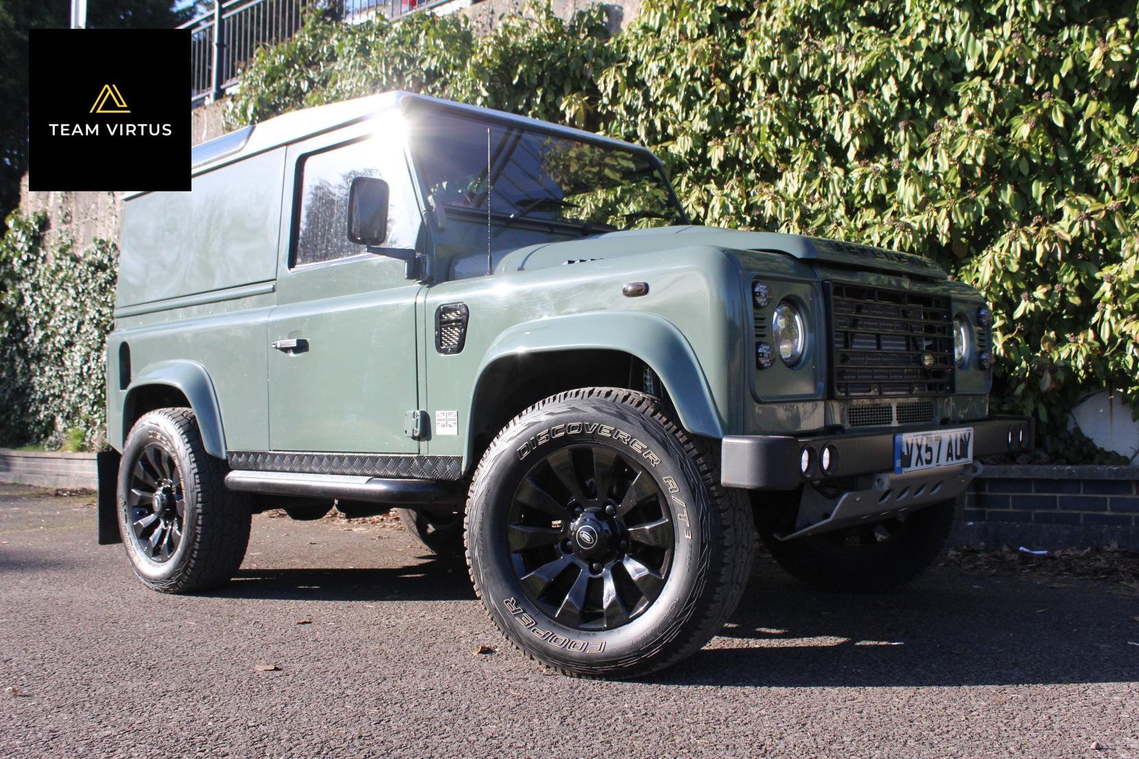 Land Rover Defender 90 2.4 TDCi Pickup 2dr Diesel Manual 4WD SWB Euro 4 (122 bhp)