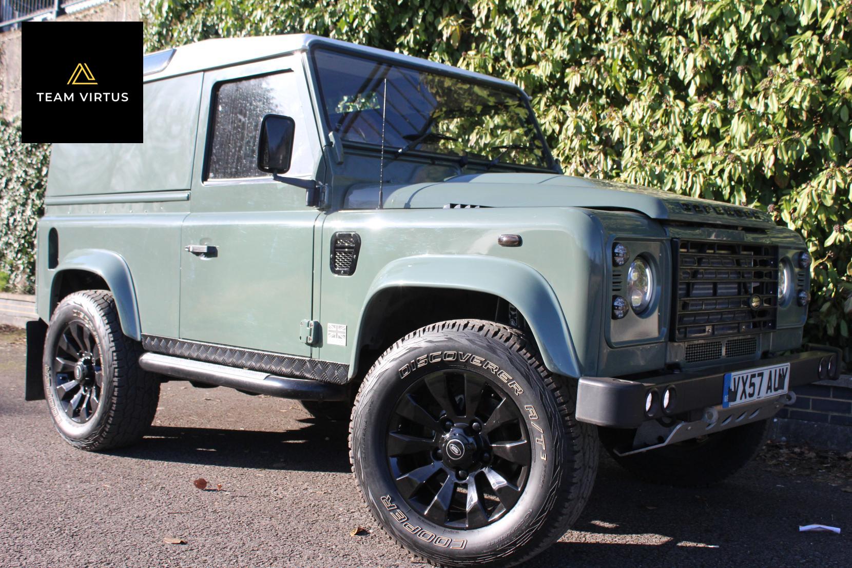 Land Rover Defender 90 2.4 TDCi Pickup 2dr Diesel Manual 4WD SWB Euro 4 (122 bhp)
