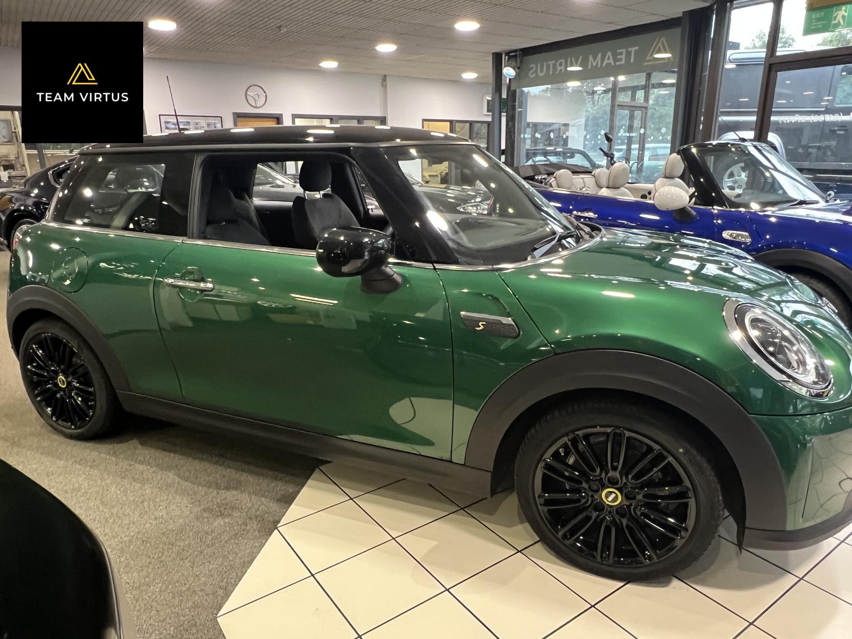 MINI Electric Hatch Cooper SE 32.6kWh Level 2 Hatchback 3dr Electric Auto (184 ps)