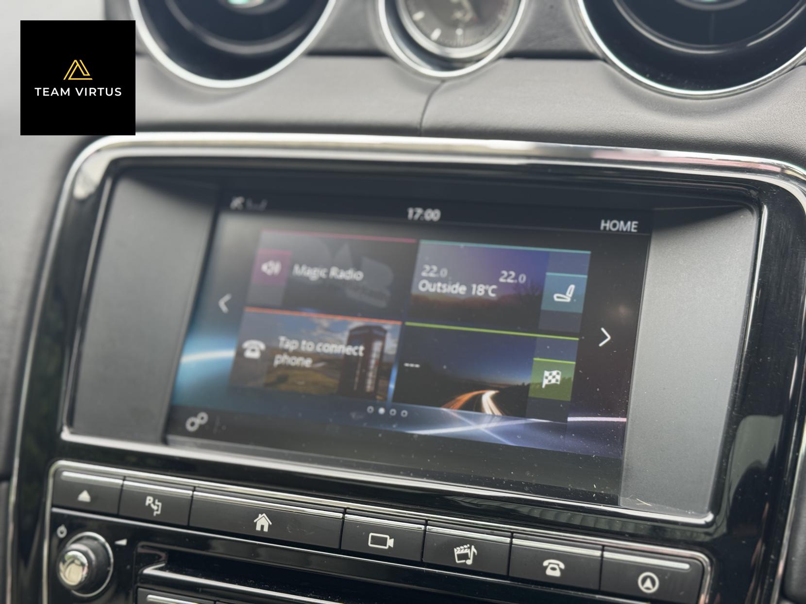 Jaguar XJ 3.0d V6 Autobiography Saloon 4dr Diesel Auto Euro 6 (s/s) (LWB) (300 ps)