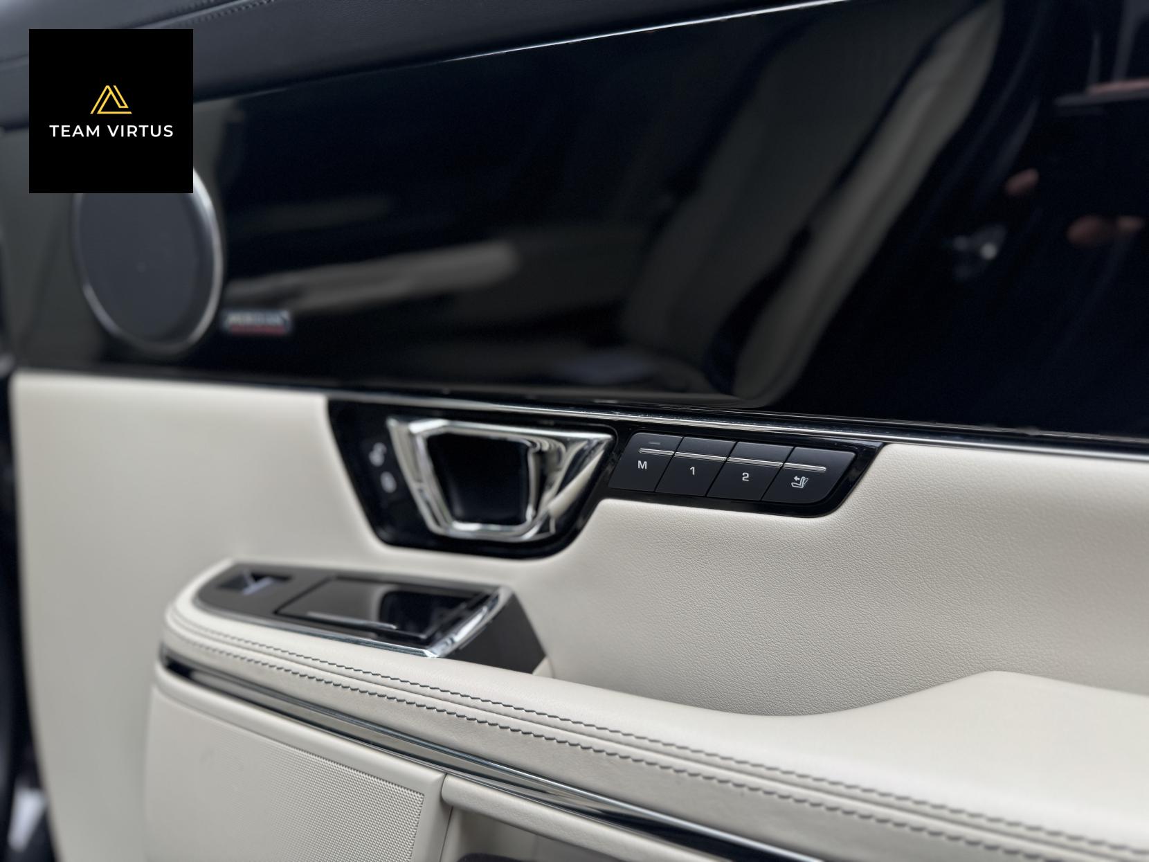 Jaguar XJ 3.0d V6 Autobiography Saloon 4dr Diesel Auto Euro 6 (s/s) (LWB) (300 ps)