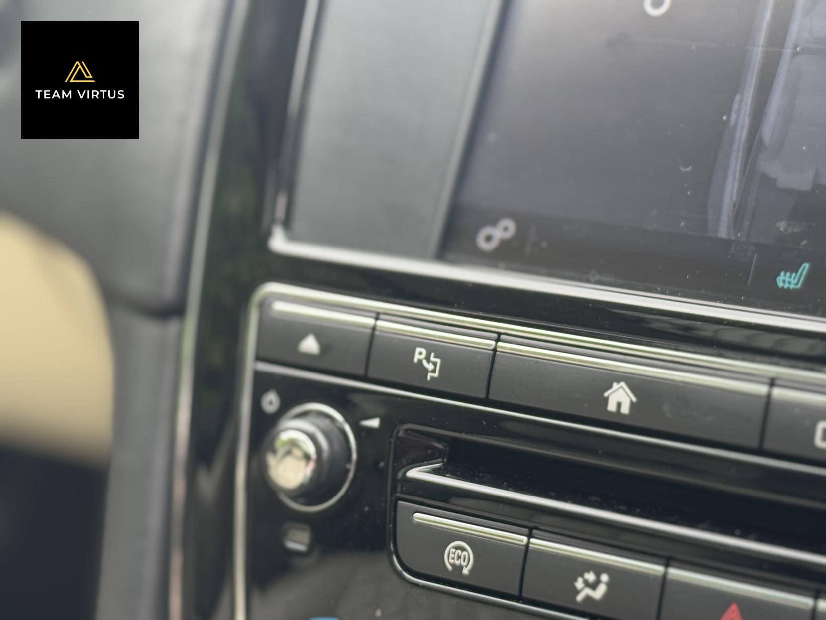 Jaguar XJ 3.0d V6 Autobiography Saloon 4dr Diesel Auto Euro 6 (s/s) (LWB) (300 ps)