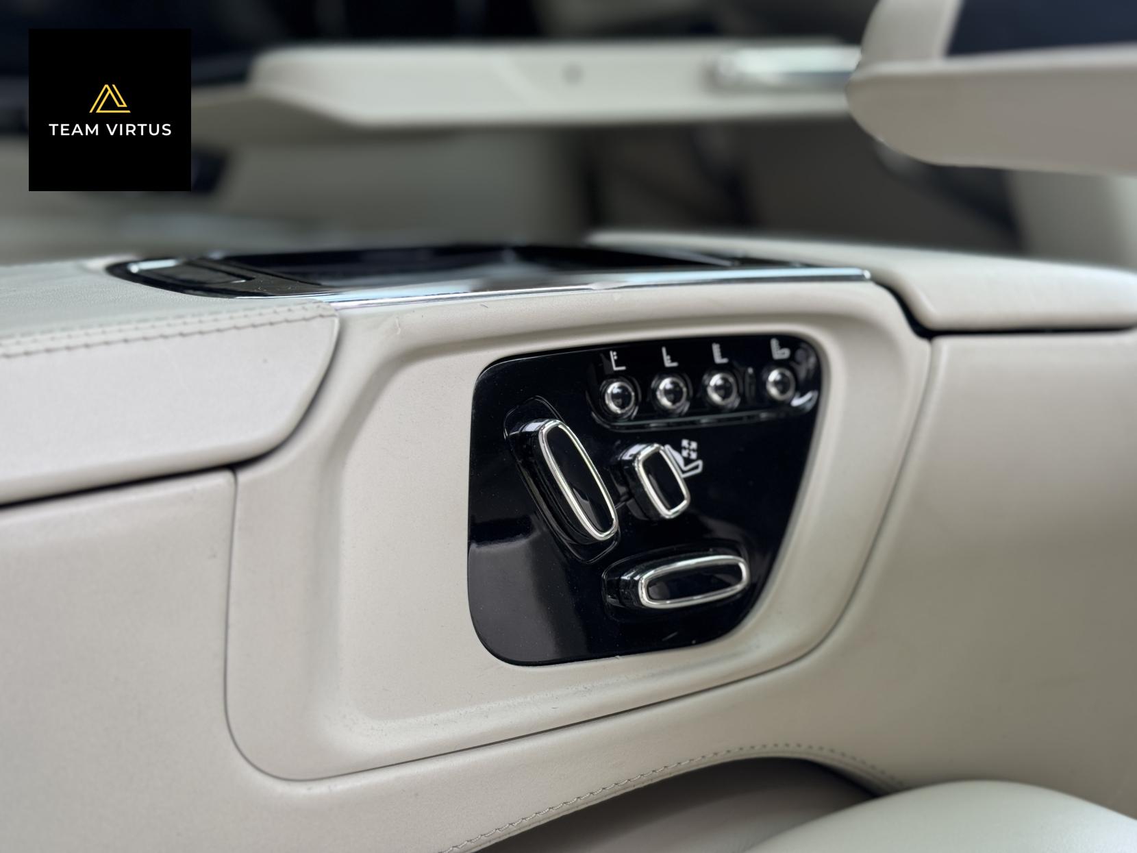 Jaguar XJ 3.0d V6 Autobiography Saloon 4dr Diesel Auto Euro 6 (s/s) (LWB) (300 ps)