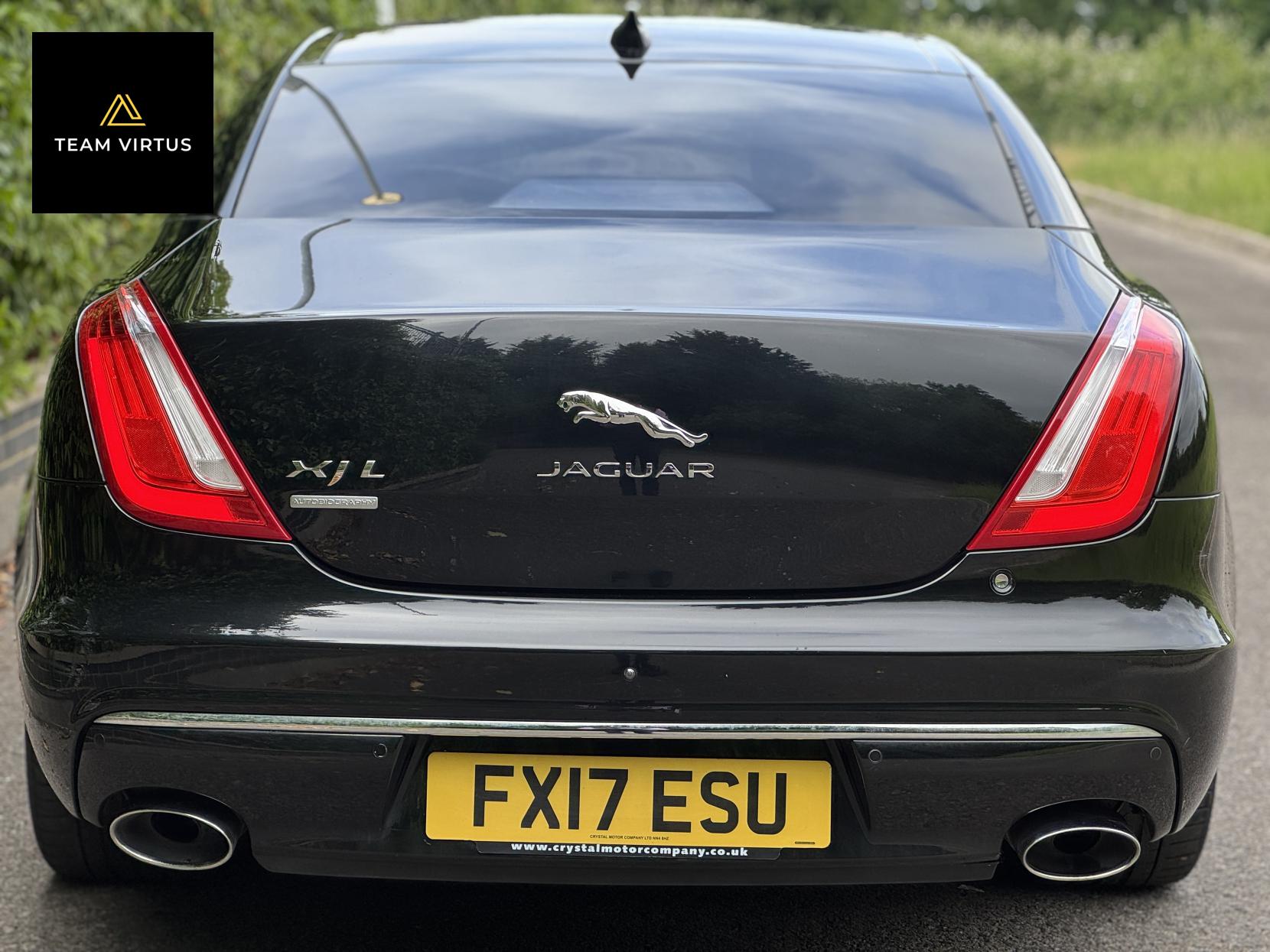 Jaguar XJ 3.0d V6 Autobiography Saloon 4dr Diesel Auto Euro 6 (s/s) (LWB) (300 ps)
