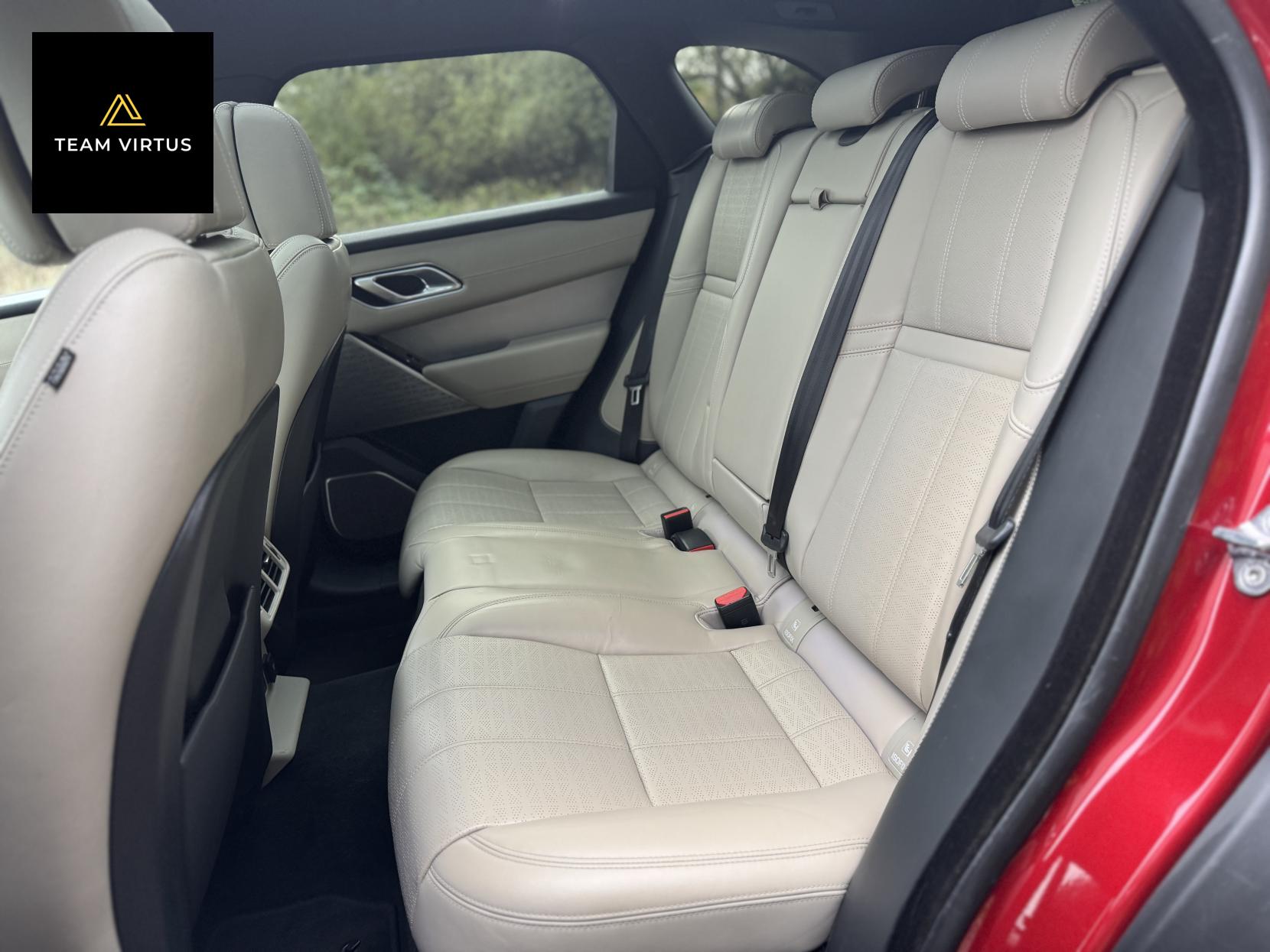 Land Rover Range Rover Velar 2.0 D240 R-Dynamic HSE SUV 5dr Diesel Auto 4WD Euro 6 (s/s) (240 ps)