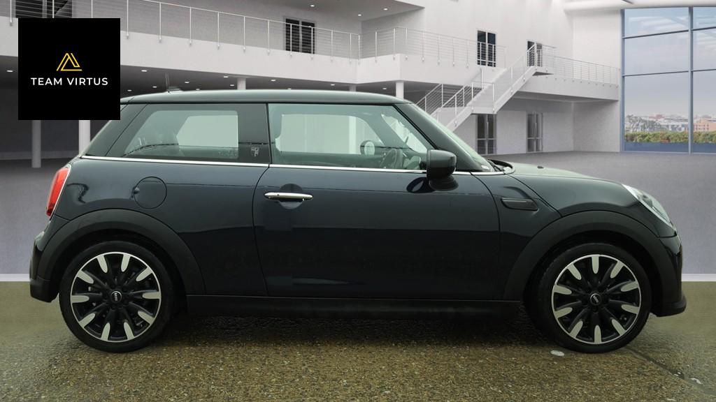 MINI Hatch 1.5 Cooper Exclusive Hatchback 3dr Petrol Steptronic Euro 6 (s/s) (136 ps)
