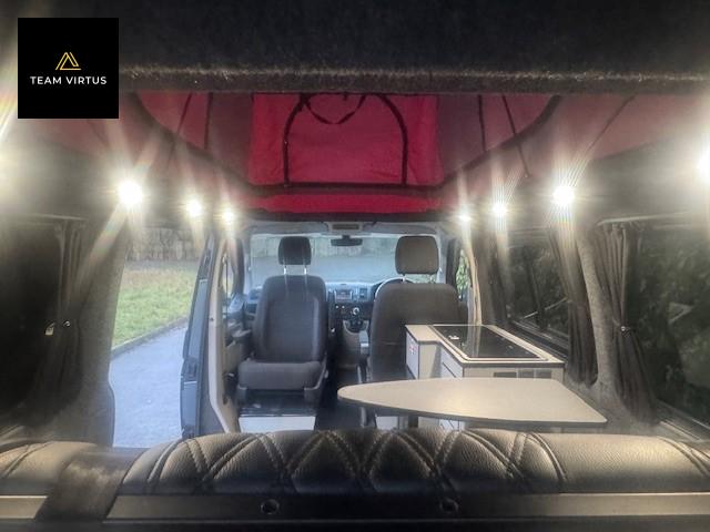 Volkswagen Transporter T30 Highline 150 2.0 Tdi  2.0 TDI T30 BlueMotion Tech Highline LWB Euro 6 (150 ps)