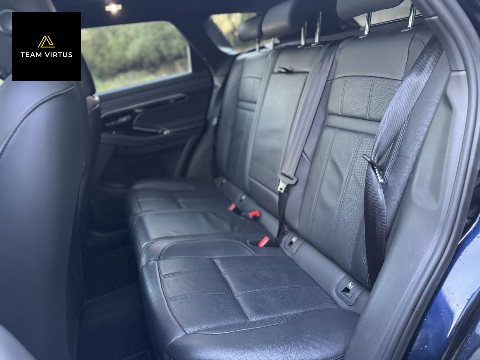 Land Rover Range Rover Evoque 1.5 P300e 12.2kWh R-Dynamic SE SUV 5dr Petrol Plug-in Hybrid Auto 4WD Euro 6 (s/s) (309 ps)