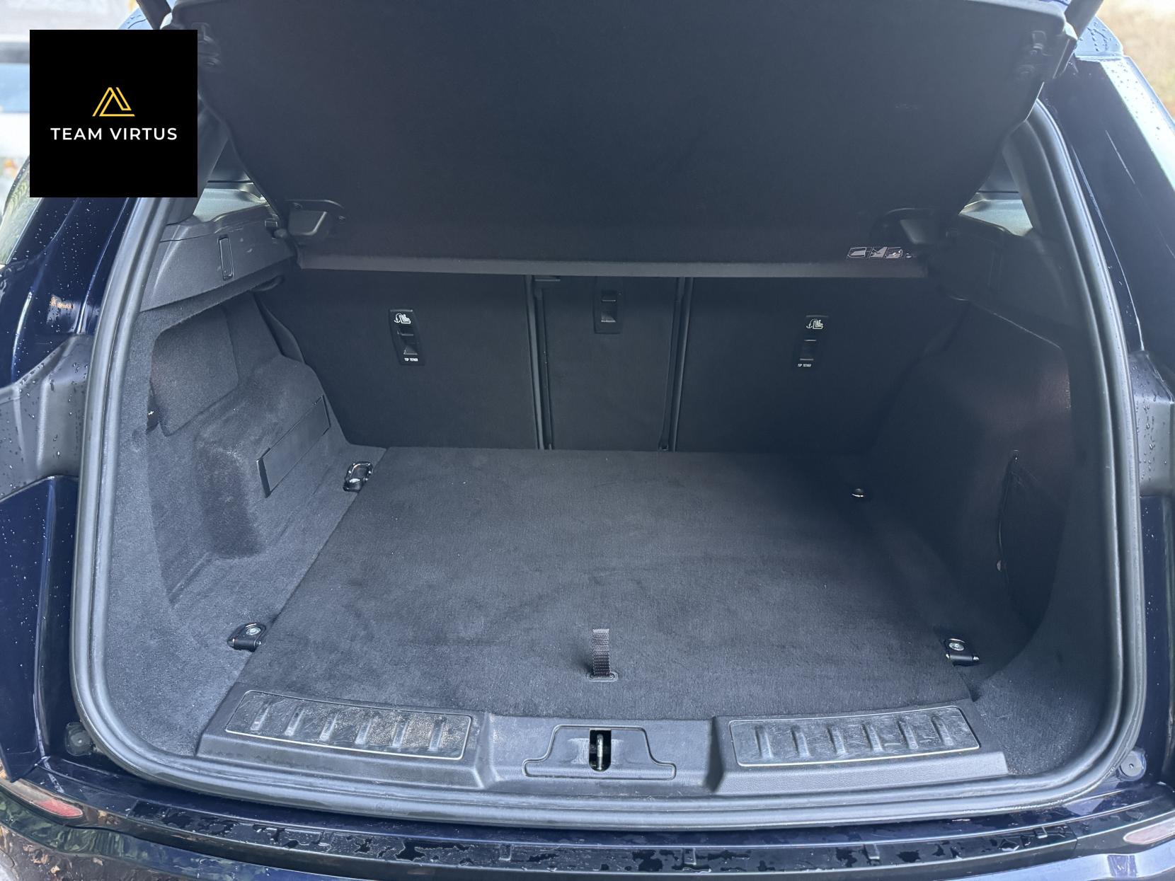 Land Rover Range Rover Evoque 1.5 P300e 12.2kWh R-Dynamic SE SUV 5dr Petrol Plug-in Hybrid Auto 4WD Euro 6 (s/s) (309 ps)