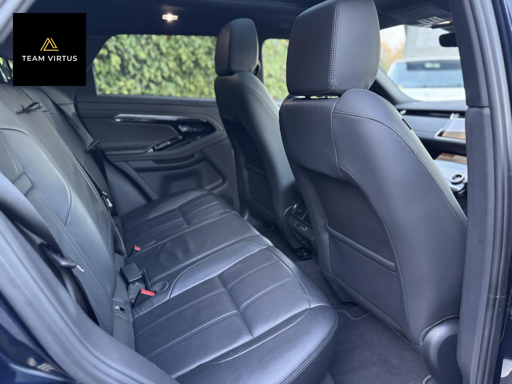 Land Rover Range Rover Evoque 1.5 P300e 12.2kWh R-Dynamic SE SUV 5dr Petrol Plug-in Hybrid Auto 4WD Euro 6 (s/s) (309 ps)